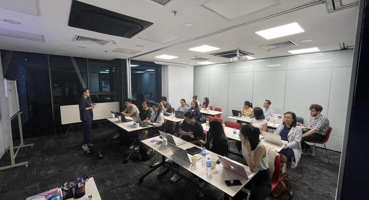 First “Data Science for Business” Demo Class Successfully Held